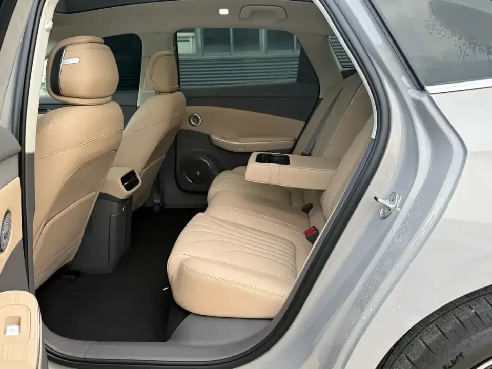 Hongqi 红旗H7 PHEV