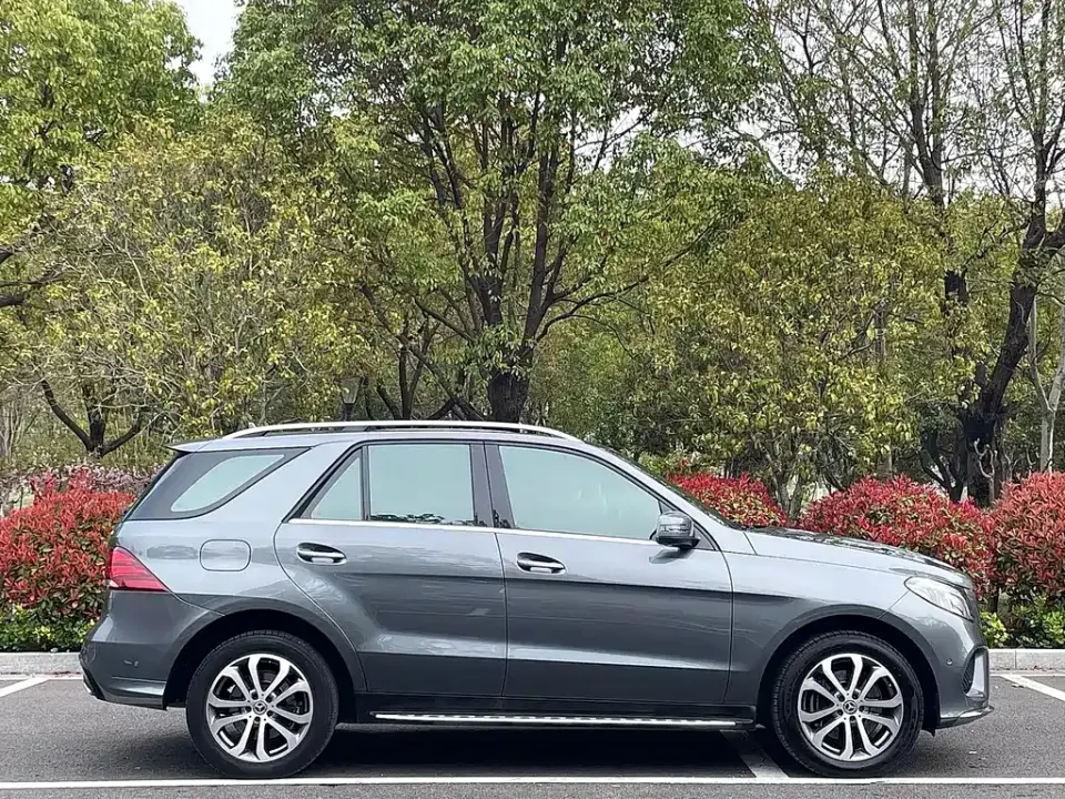 Mercedes-Benz GLE (Import)