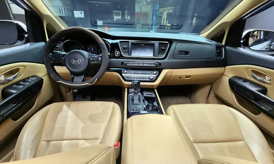 Kia Canival
