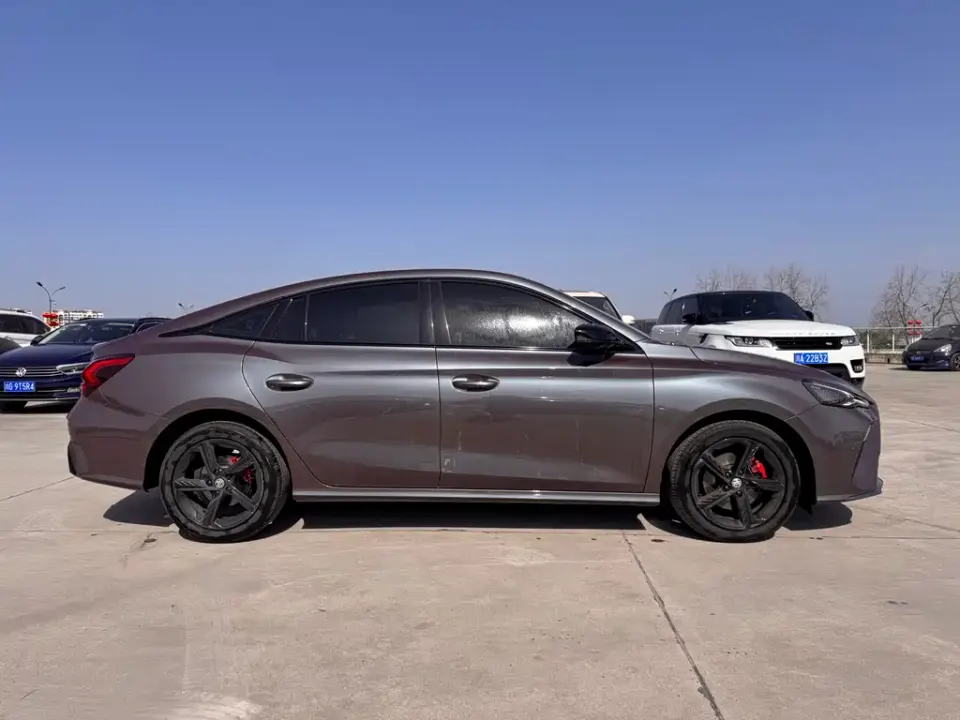 MG MG5 Scorpio