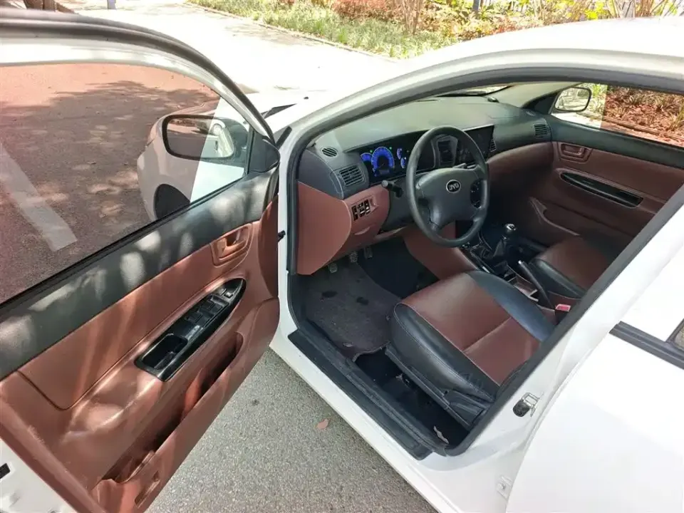 BYD F3
