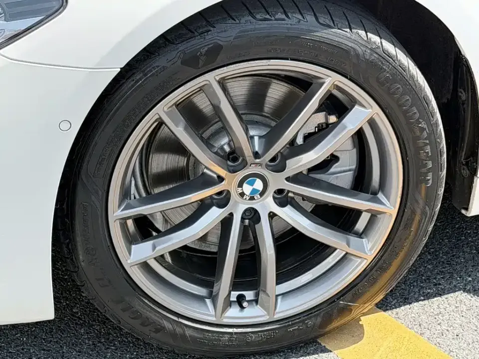 BMW 5 Series (Import)