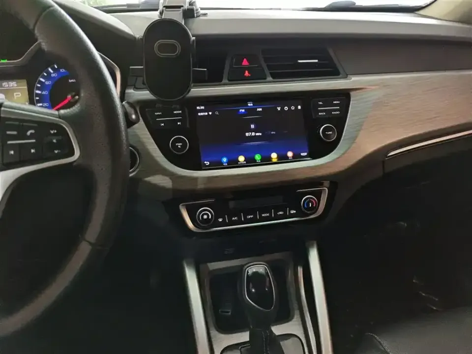 Geely Vision X3
