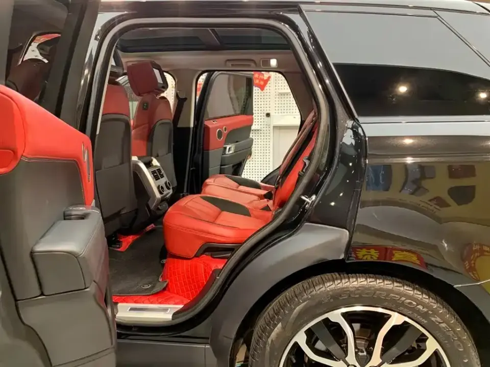 Land Rover Sport