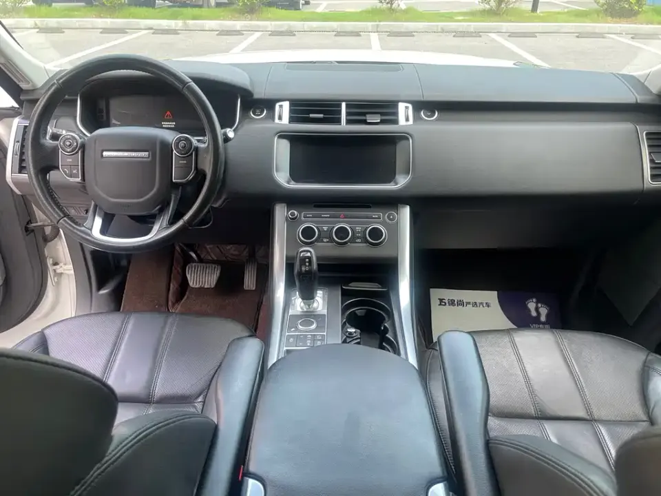 Land Rover Sport