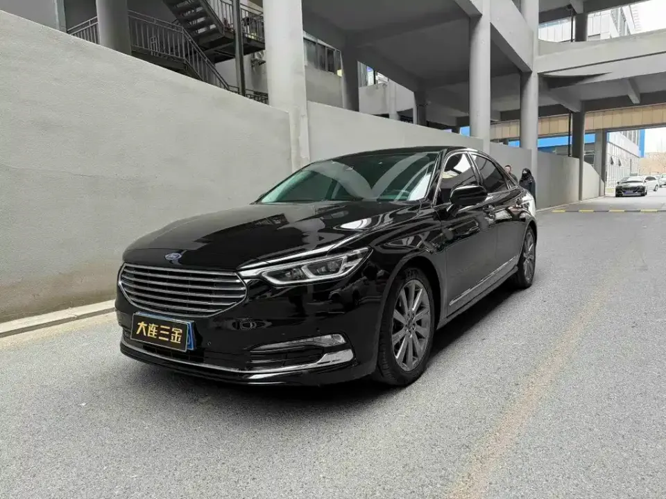 Ford Taurus