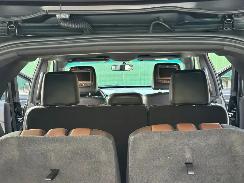 Ford Explorer (Import)