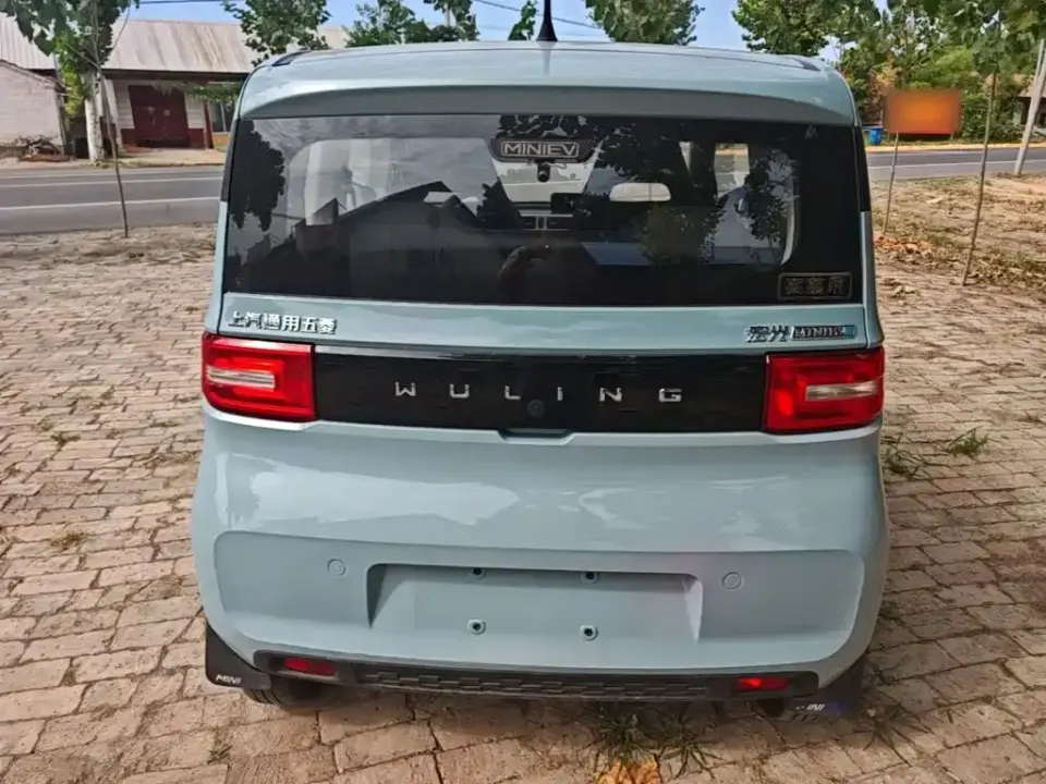 Wuling MINIEV