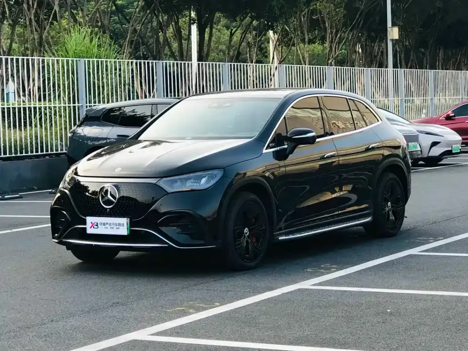 Mercedes-Benz EQE SUV