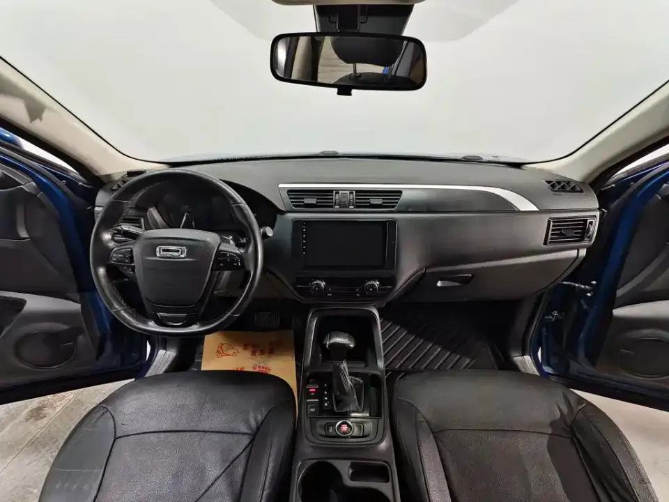 Qoros Qoros 5