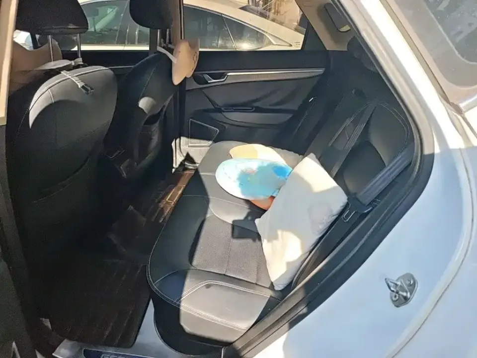 Geely Emgrand GS