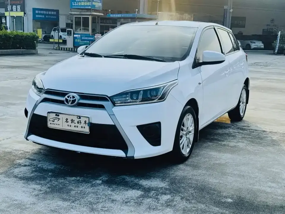 Toyota Yaris L