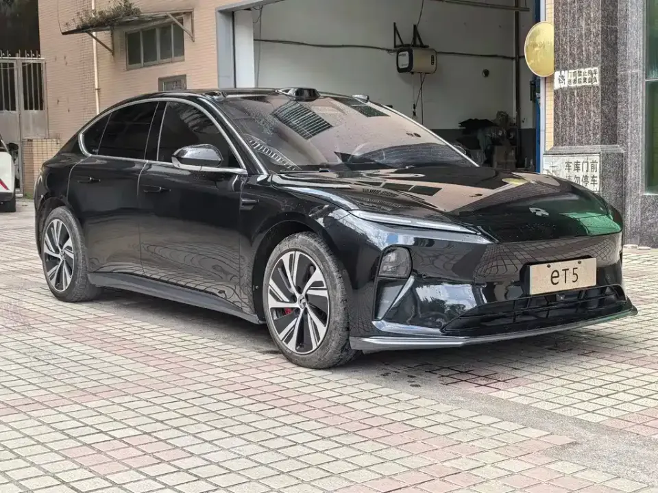 Nio ET5