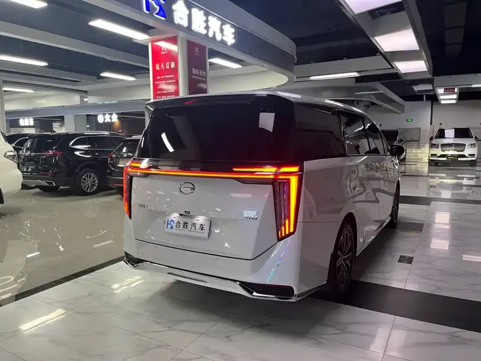GAC Trumpchi M8