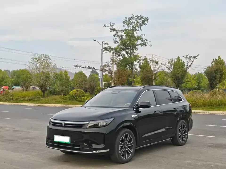 AITO M7