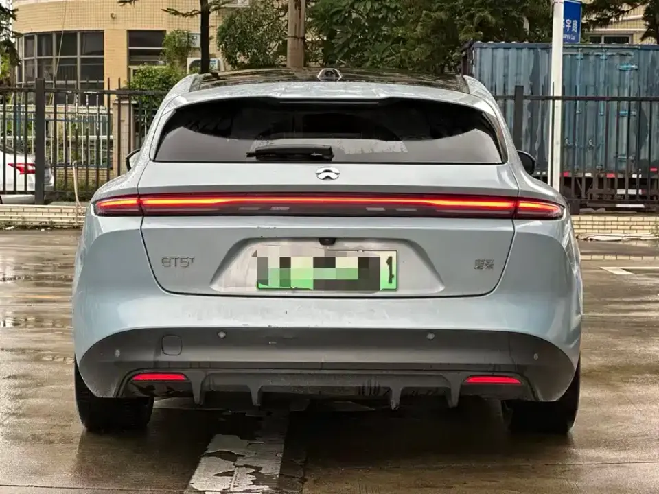 Nio ET5T