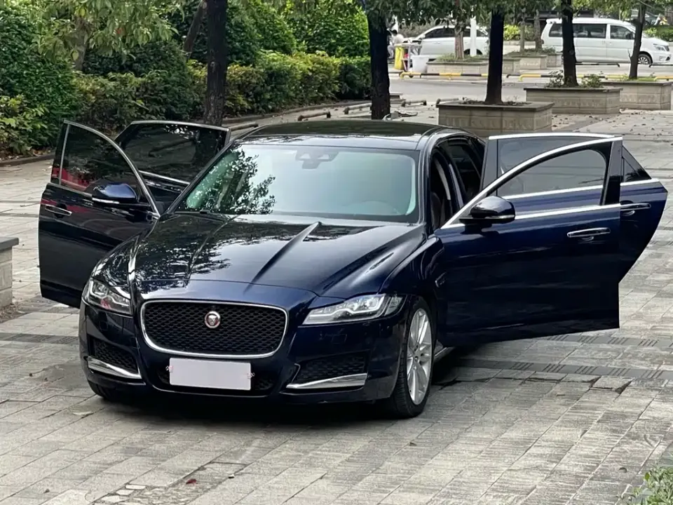 Jaguar XFL