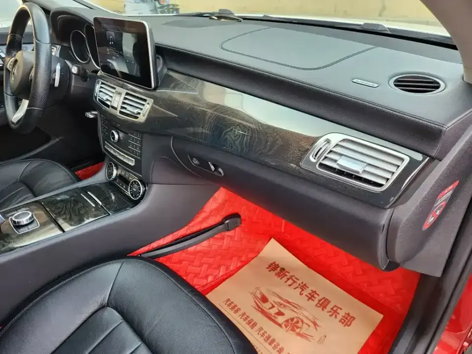 Mercedes-Benz CLS