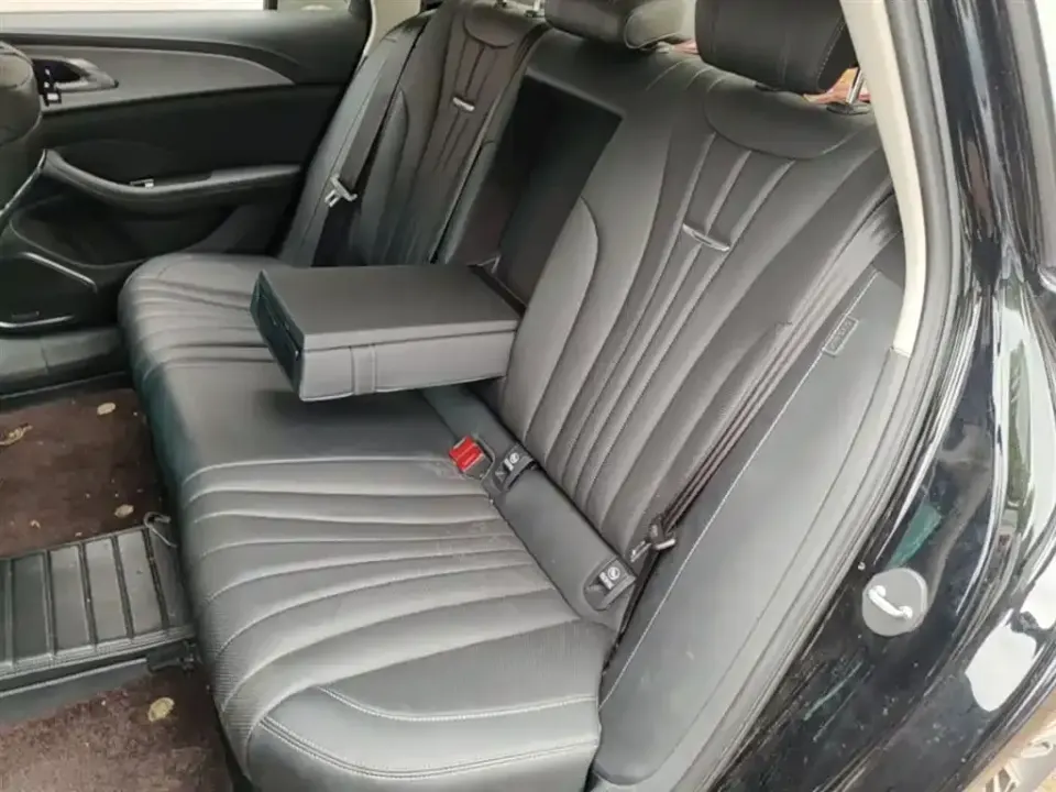 Hongqi Hongqi H5