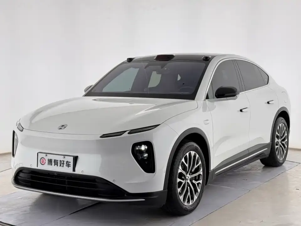 Nio EC6
