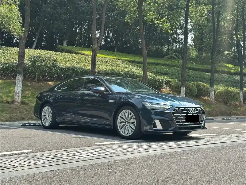 Audi A7L