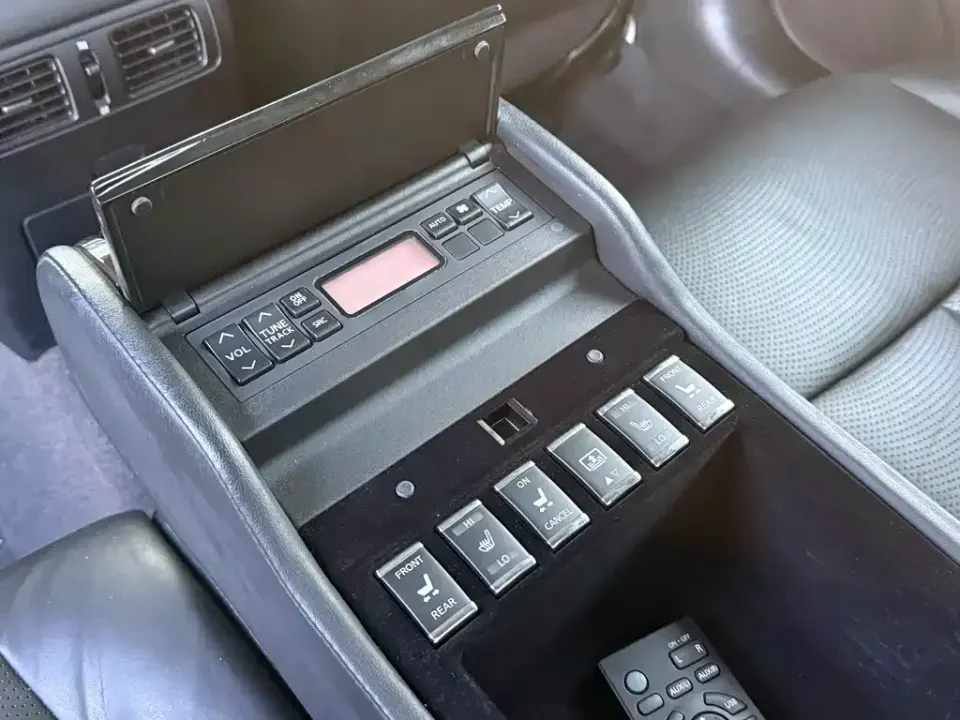 Infiniti M