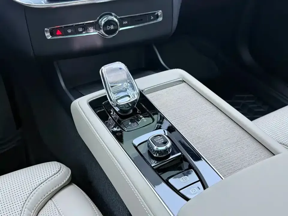 Volvo XC90 PHEV