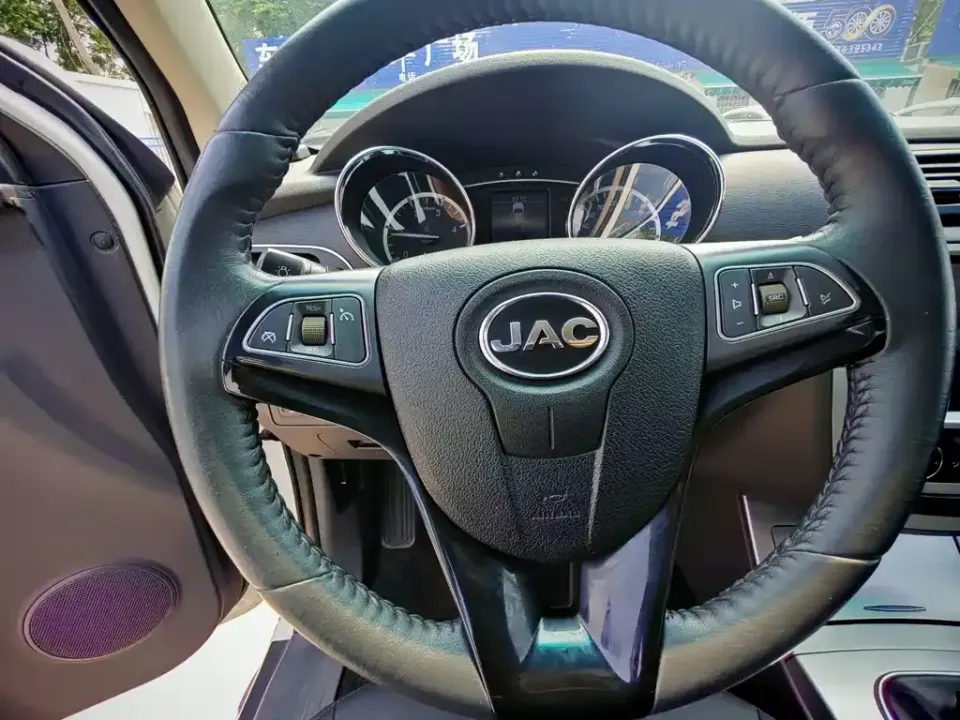 JAC JAC T6