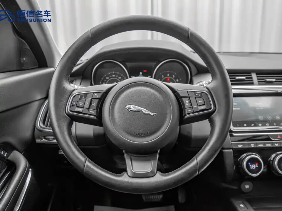 Jaguar E-Pace