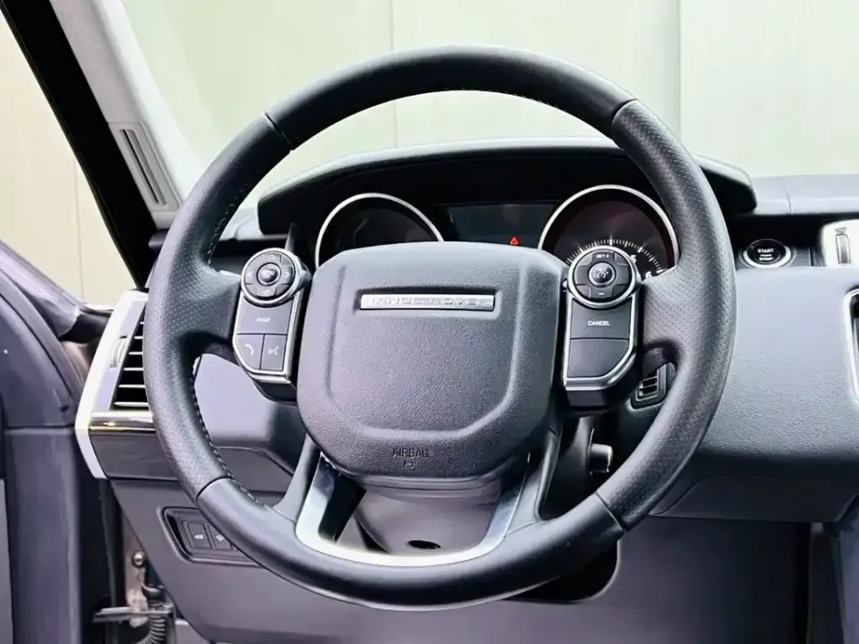 Land Rover Sport