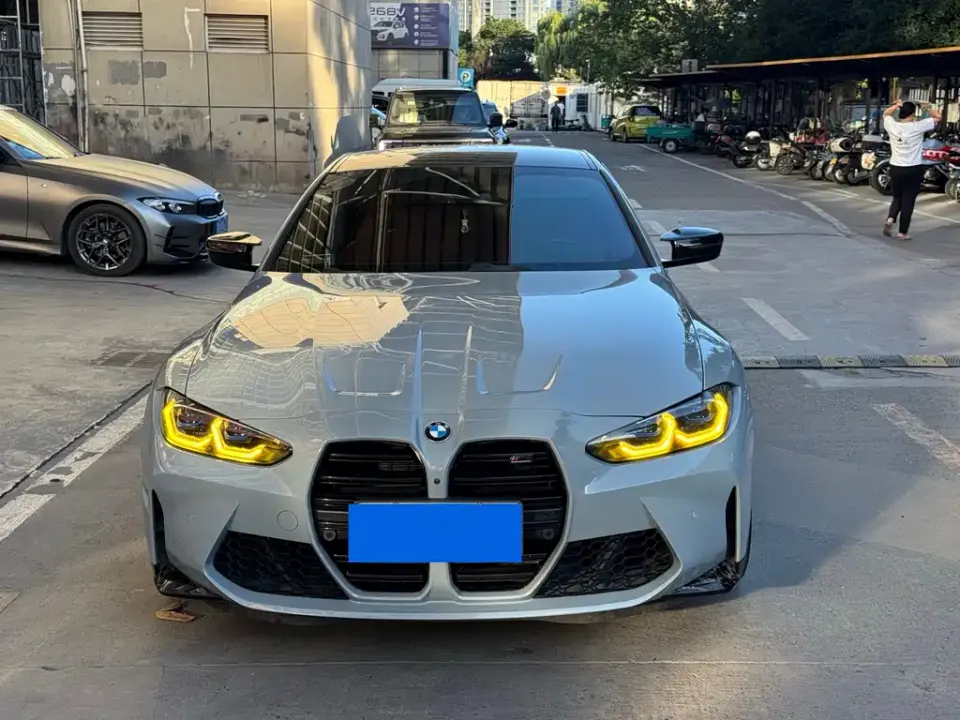 BMW M4