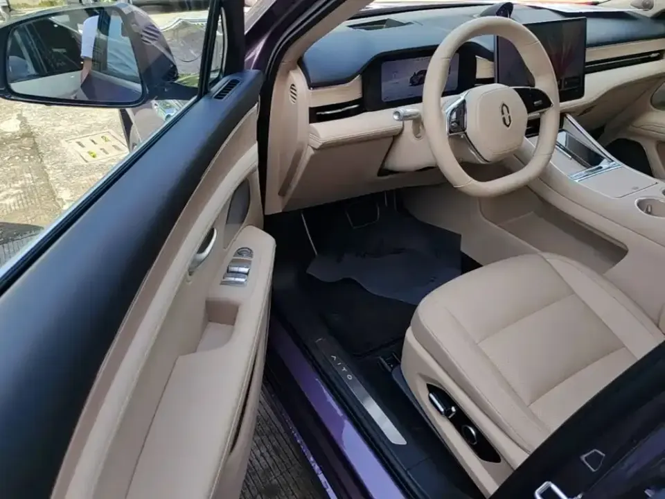 AITO AITO M5