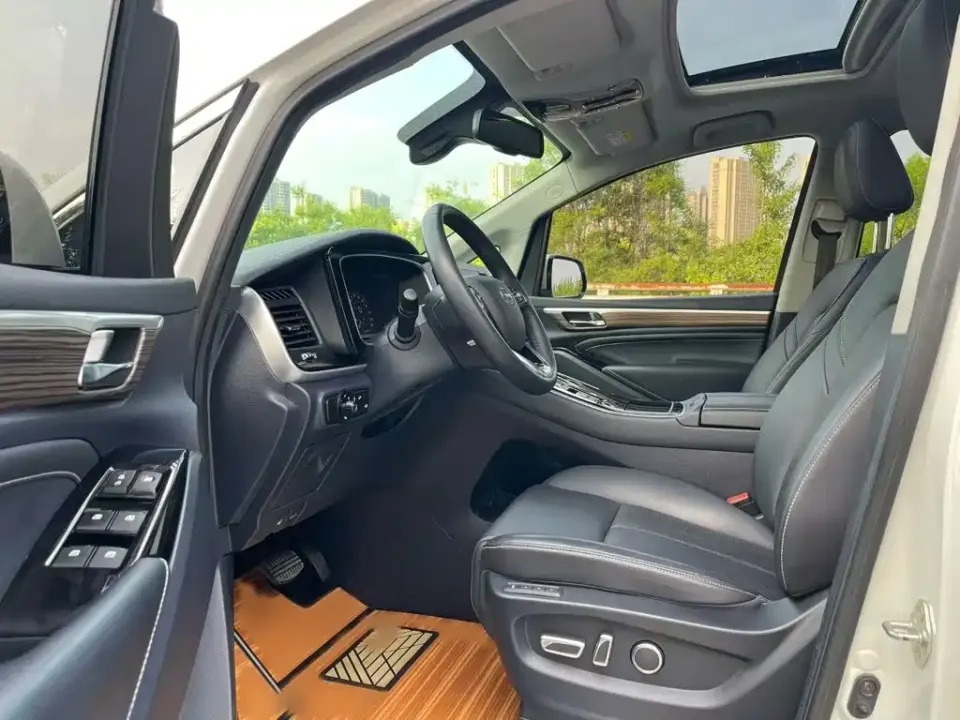 GAC Trumpchi M8