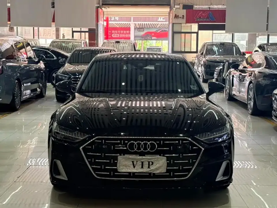 Audi A7L
