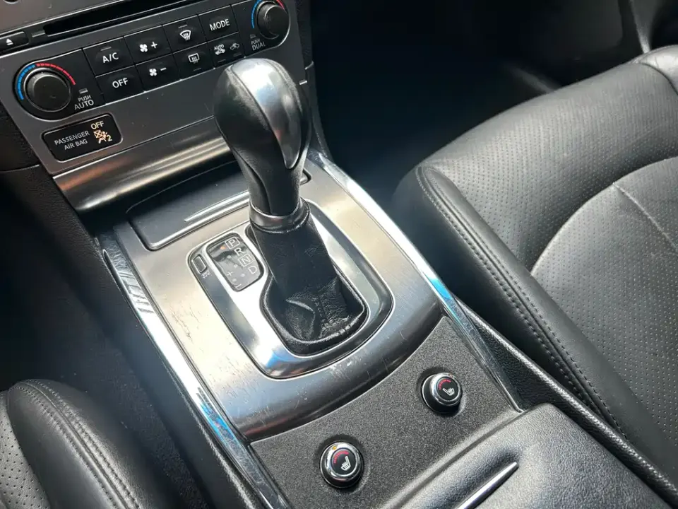 Infiniti G