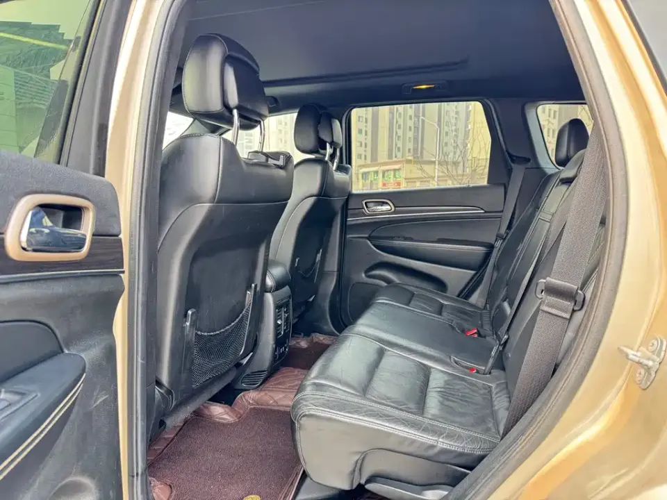 Jeep Grand Cherokee (Import)