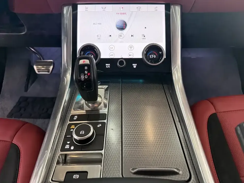 Land Rover Sport