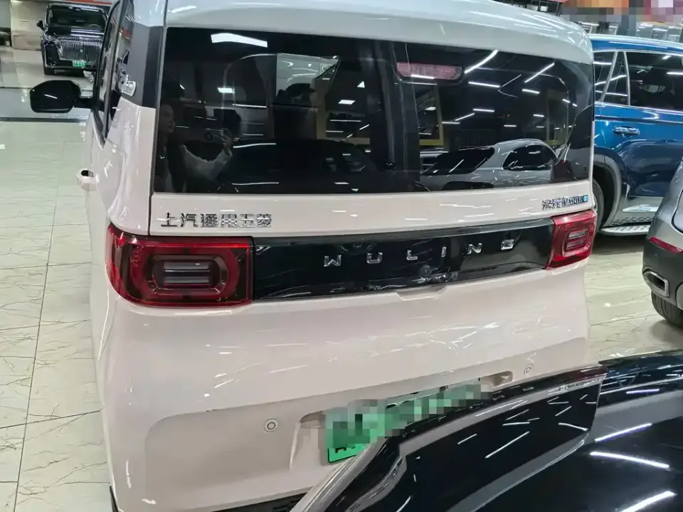 Wuling MINIEV