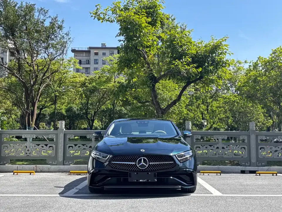 Mercedes-Benz CLS