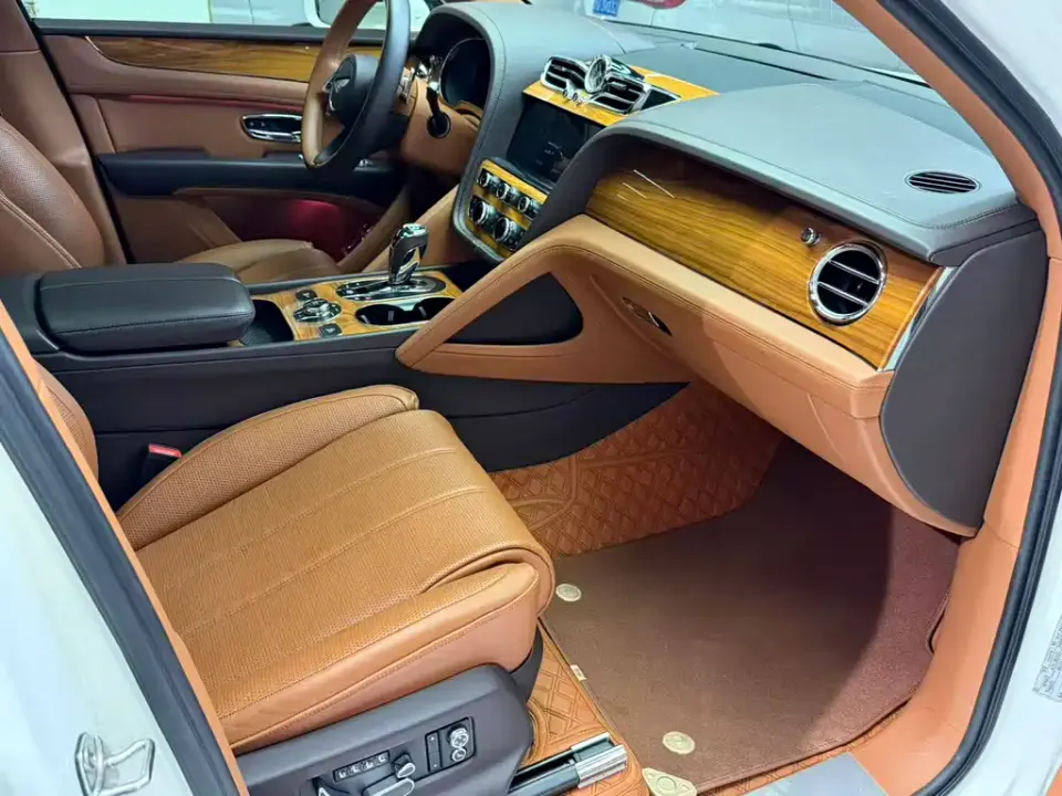 Bentley Bentayga PHEV