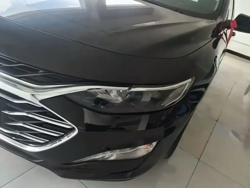 Chevrolet Malibu XL