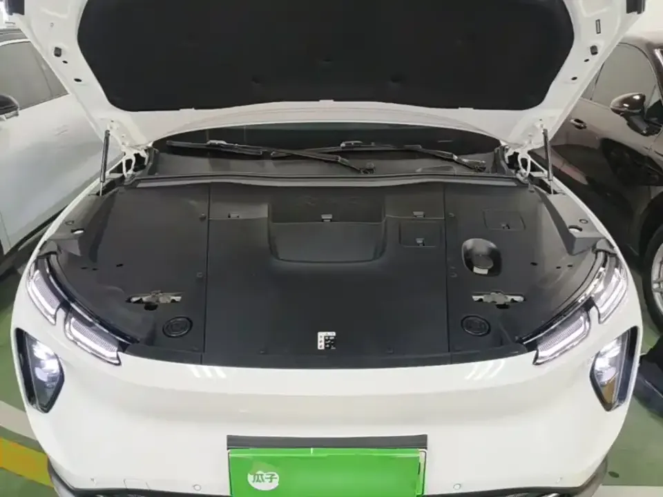 Nio EC6