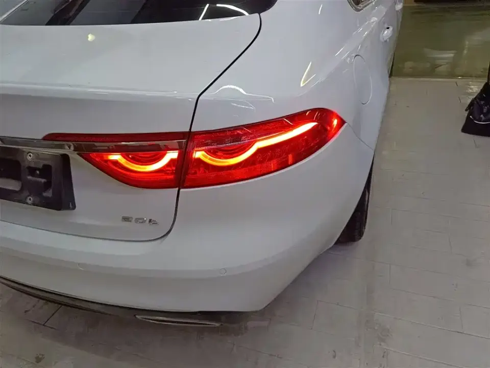 Jaguar XFL