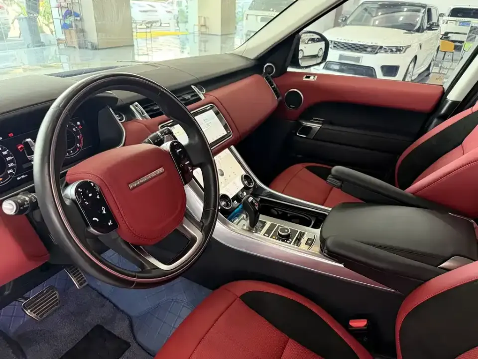 Land Rover Sport