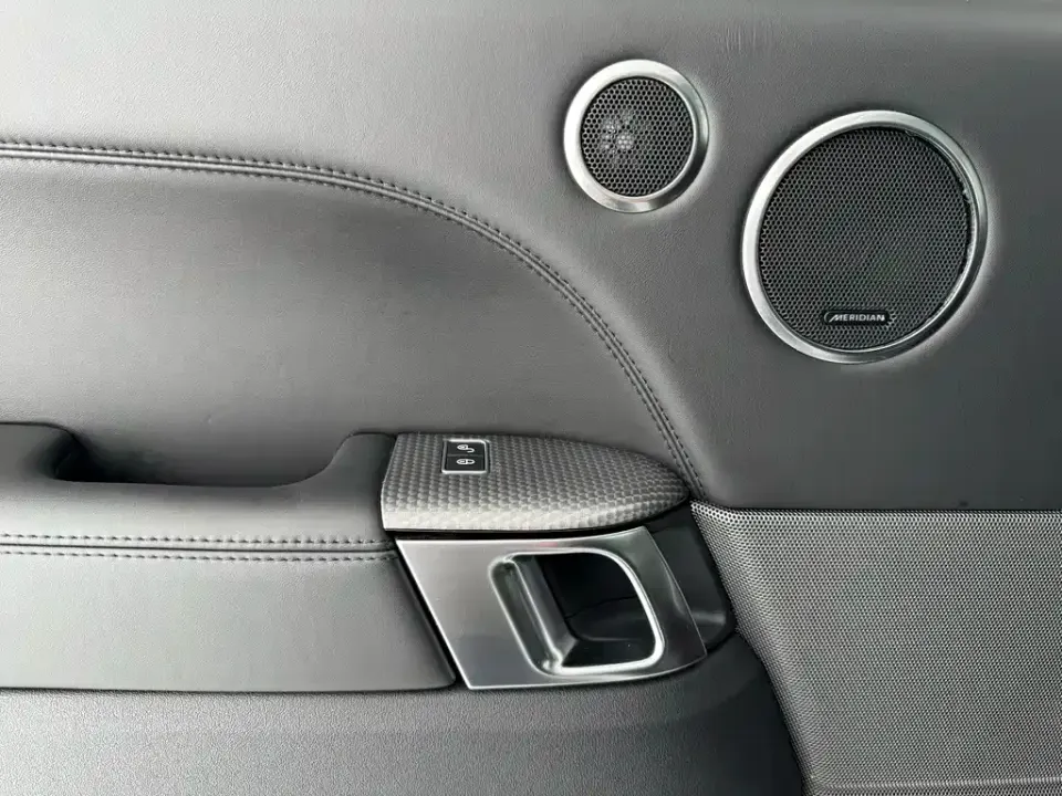 Land Rover Sport
