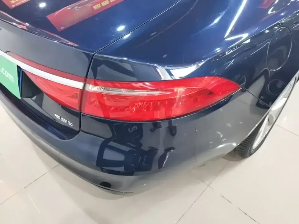 Jaguar XFL