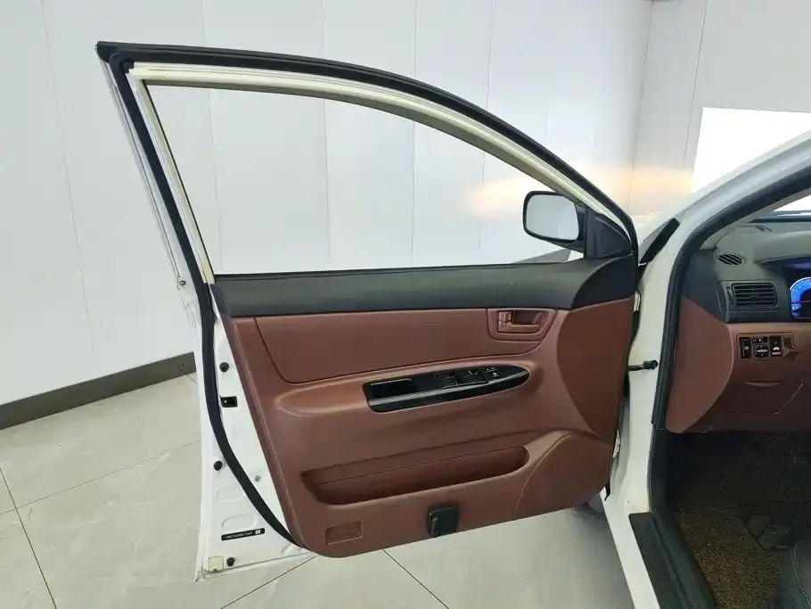 BYD F3