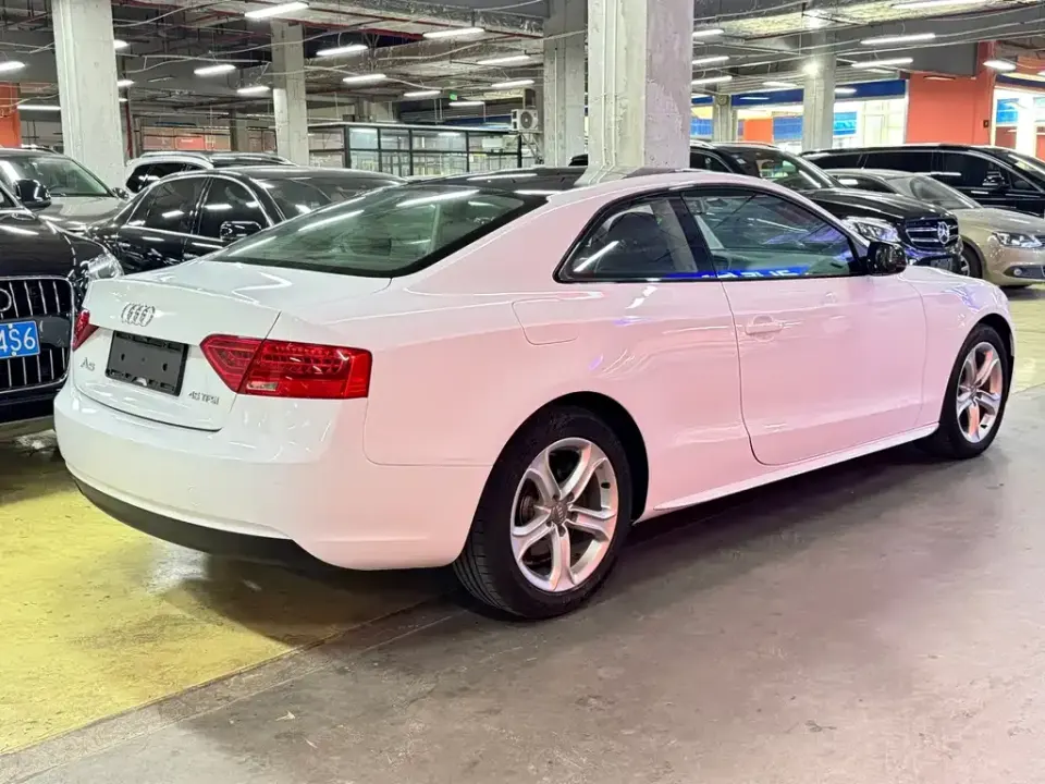 Audi A5 (Import)