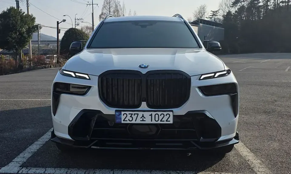 BMW X7