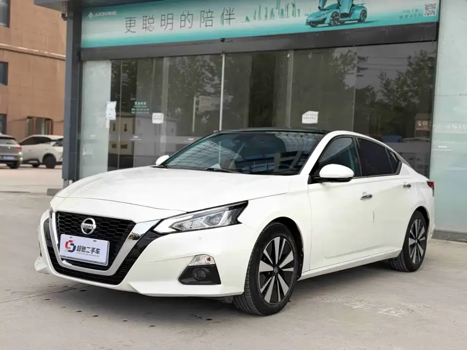 Nissan Teana